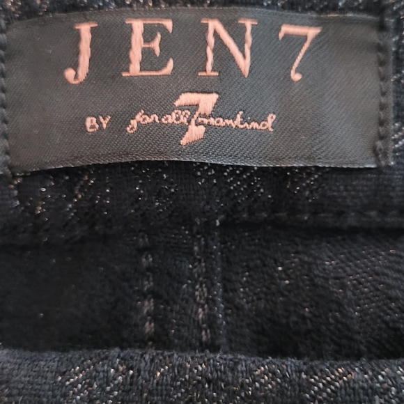Jen 7 by for all mankind - Picture 2 of 8